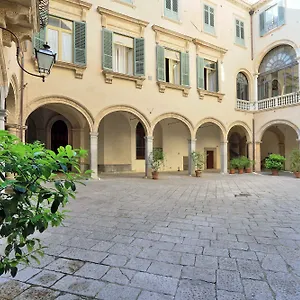 Appartamento Palazzo Mazzarino, Palermo
